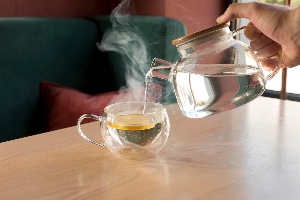 हाई ब्लड प्रेशर में चाय पीना चाहिए या नहीं? 1 hot black tea